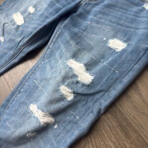 Distressed Girlfriend Jeans